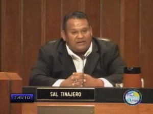 Sal Tinajero honors Kenneth Nguyen