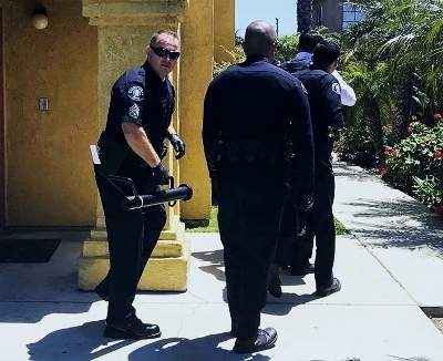 Costa Mesa Police At A Drug House 