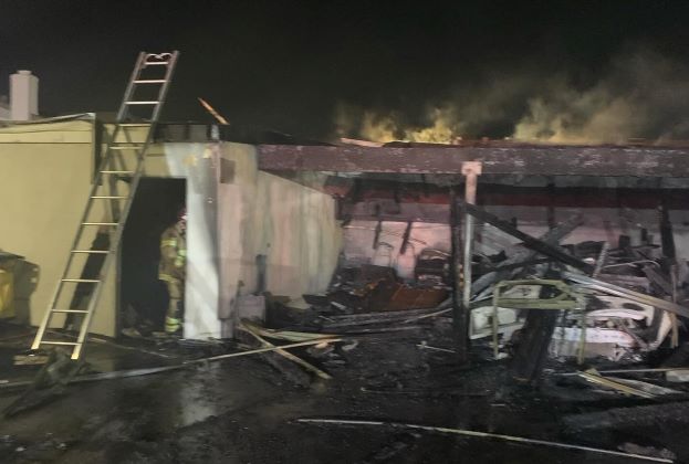 Over a dozen vehicles were burned in a carport fire in Tustin – New ...