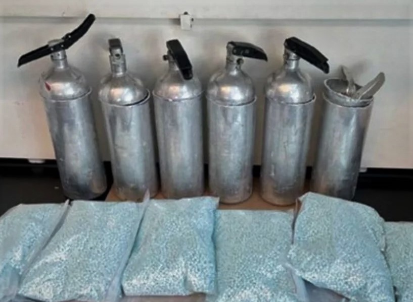 17 suspects charged with using fire extinguishers to smuggle drugs from Mexico to the U.S. - Vimarsana News