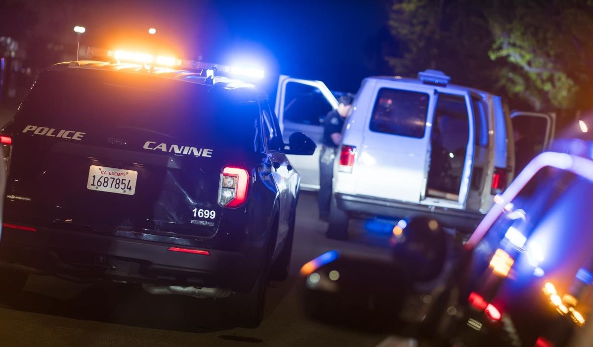 Santa Ana residents arrested in a stolen car in Irvine on narcotics ...