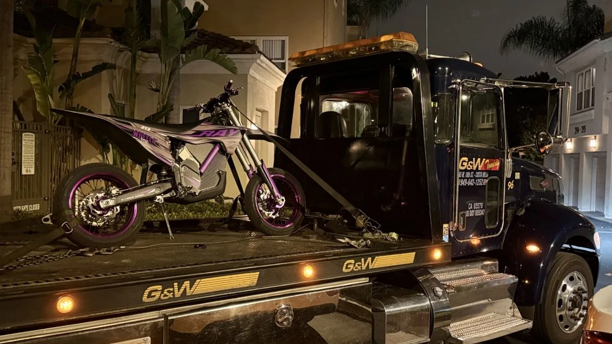 Irvine juvenile ran red lights on an e-motorcycle before being stopped by the police